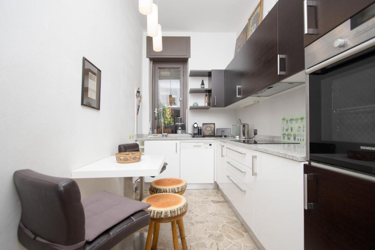 Note D'Artista-Duomo 15 Minutes Apartment มิลาน ภายนอก รูปภาพ