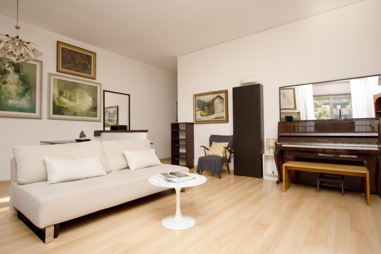 Note D'Artista-Duomo 15 Minutes Apartment มิลาน ภายนอก รูปภาพ