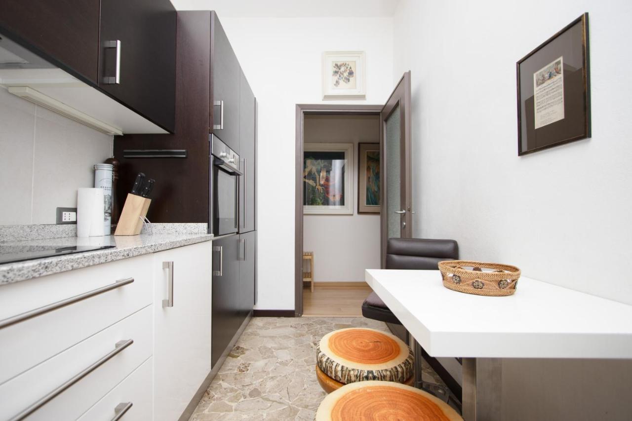 Note D'Artista-Duomo 15 Minutes Apartment มิลาน ภายนอก รูปภาพ